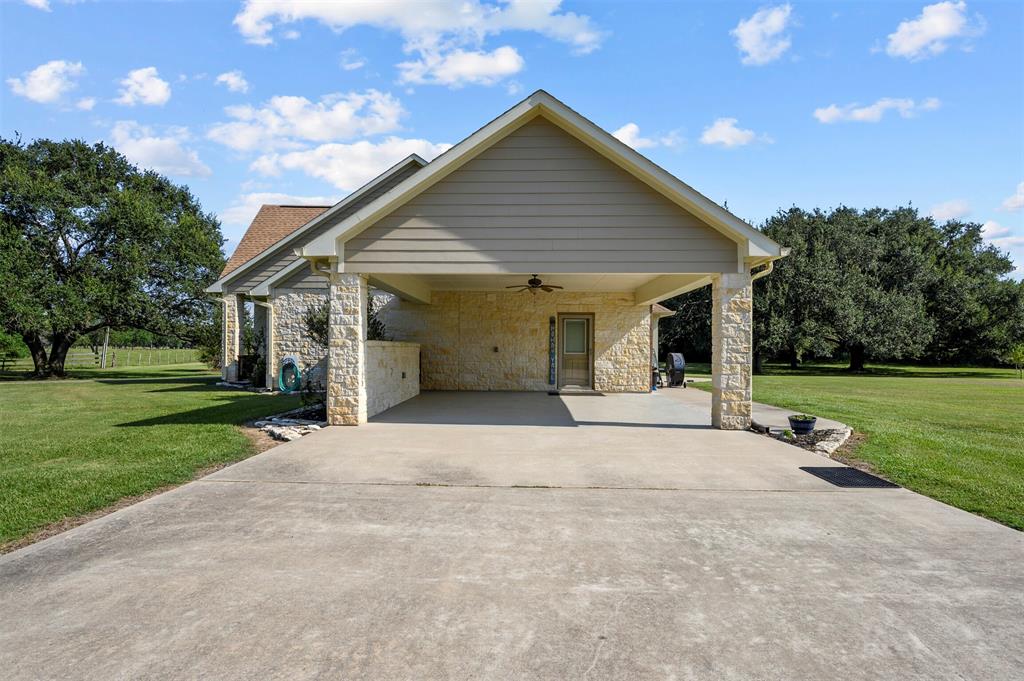 18212 1 Davis Estate Road, Needville, Texas 77461, 3 Bedrooms Bedrooms, 9 Rooms Rooms,3 BathroomsBathrooms,Country Homes/acreage,For Sale,Davis Estate,47795710