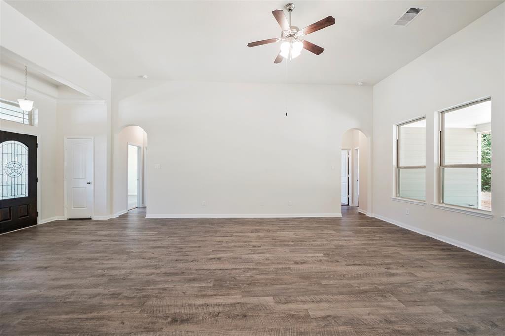 16505 1 Aransas Street, Conroe, Texas 77303, 5 Bedrooms Bedrooms, 8 Rooms Rooms,3 BathroomsBathrooms,Single-family,For Sale,Aransas,59287291