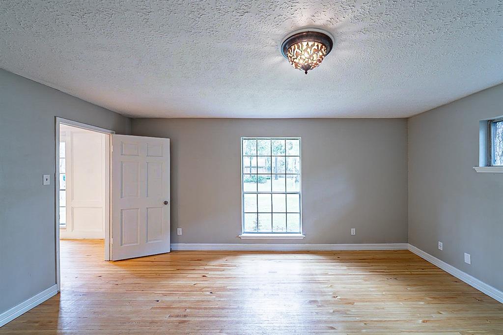 5222 2 Woodville Lane, Spring, Texas 77379, 5 Bedrooms Bedrooms, 5 Rooms Rooms,2 BathroomsBathrooms,Single-family,For Sale,Woodville,78951491