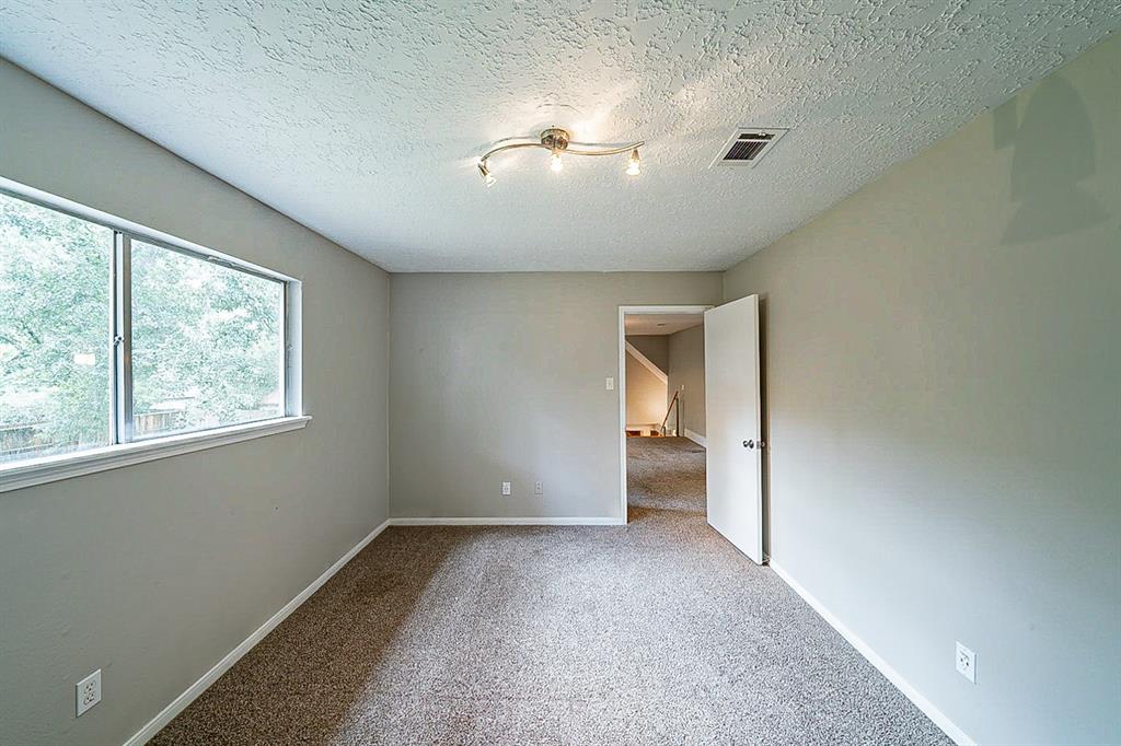 5222 2 Woodville Lane, Spring, Texas 77379, 5 Bedrooms Bedrooms, 5 Rooms Rooms,2 BathroomsBathrooms,Single-family,For Sale,Woodville,78951491