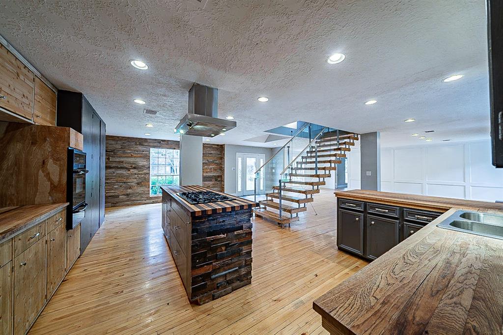 5222 2 Woodville Lane, Spring, Texas 77379, 5 Bedrooms Bedrooms, 5 Rooms Rooms,2 BathroomsBathrooms,Single-family,For Sale,Woodville,78951491