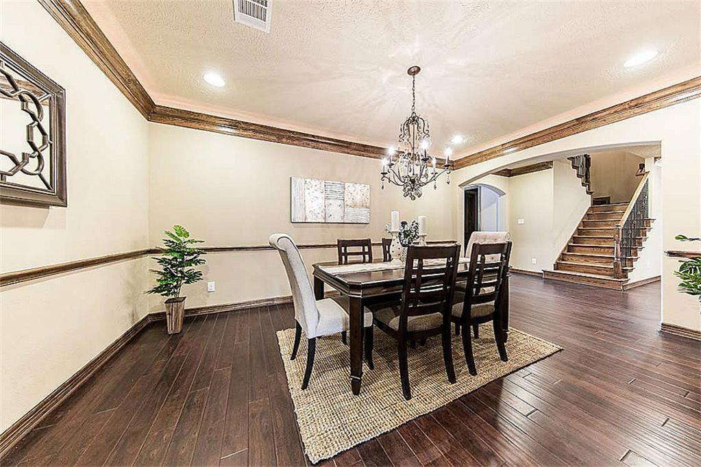 2523 2 Watts Street, Houston, Texas 77030, 4 Bedrooms Bedrooms, 12 Rooms Rooms,4 BathroomsBathrooms,Single-family,For Sale,Watts,97794745