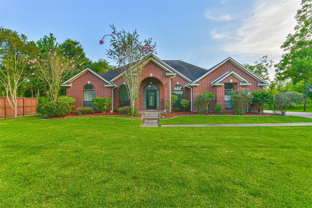 213 1 County Road 201, Angleton, Texas 77515, 4 Bedrooms Bedrooms, 6 Rooms Rooms,3 BathroomsBathrooms,Single-family,For Sale,County Road 201,96110035