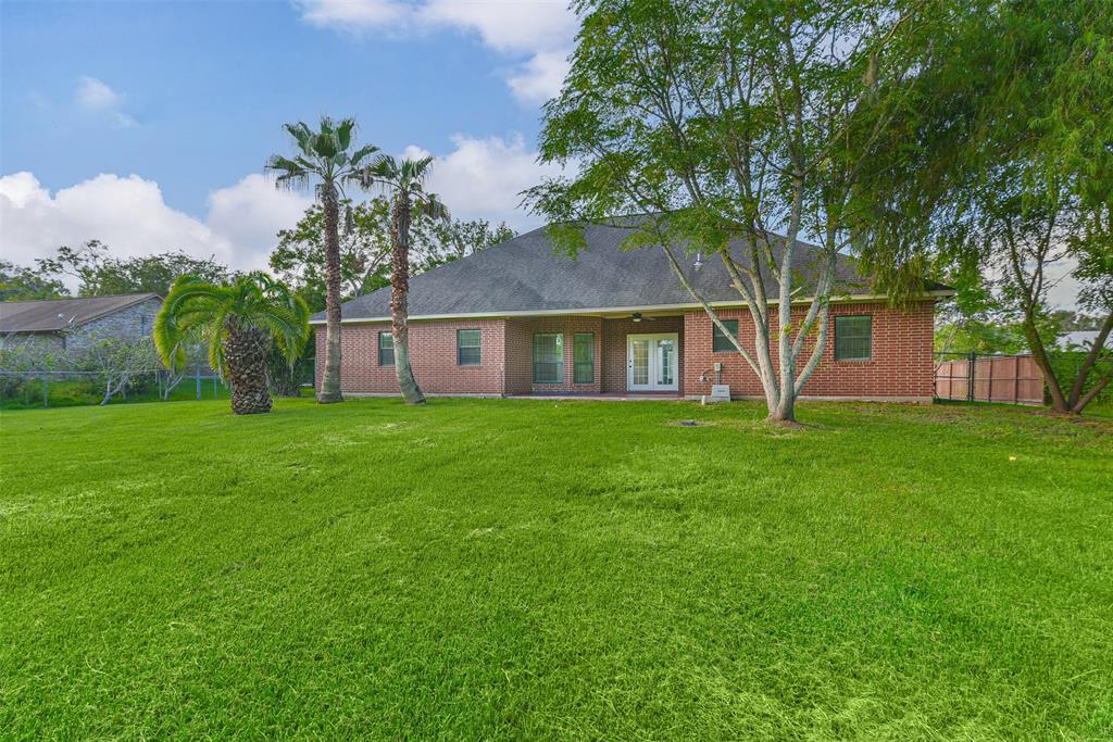 213 1 County Road 201, Angleton, Texas 77515, 4 Bedrooms Bedrooms, 6 Rooms Rooms,3 BathroomsBathrooms,Single-family,For Sale,County Road 201,96110035