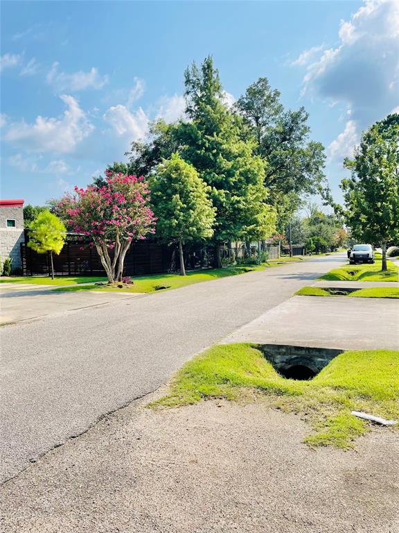 712 2 Algregg Street, Houston, Texas 77008, 2 Bedrooms Bedrooms, 4 Rooms Rooms,2 BathroomsBathrooms,Single-family,For Sale,Algregg,81864949