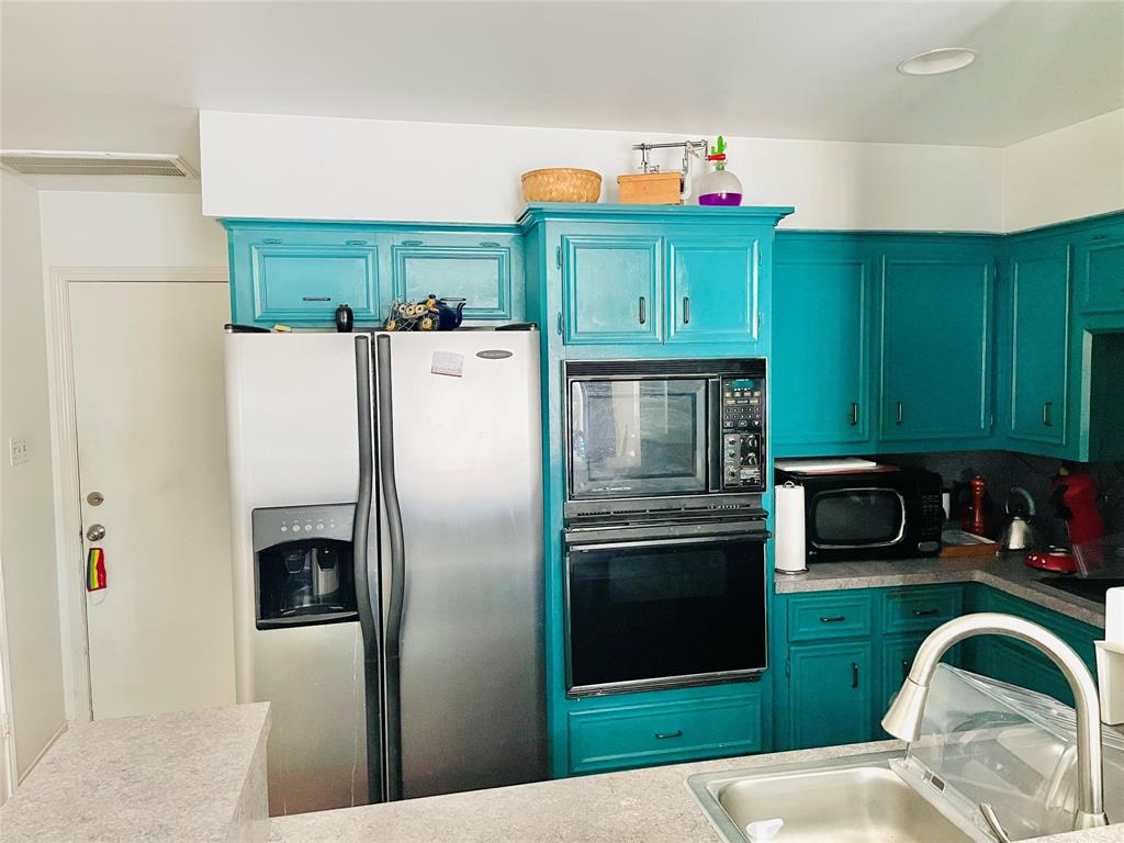 712 2 Algregg Street, Houston, Texas 77008, 2 Bedrooms Bedrooms, 4 Rooms Rooms,2 BathroomsBathrooms,Single-family,For Sale,Algregg,81864949