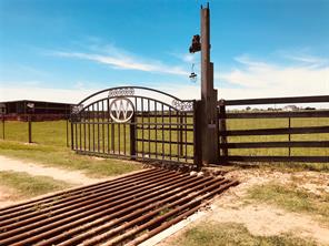 2655 County Road 471, El Campo, TX, 77437
