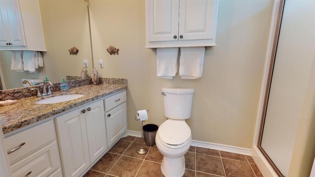 940 1 Palmview, Crystal Beach, Texas 77650, 2 Bedrooms Bedrooms, 2 Rooms Rooms,2 BathroomsBathrooms,Single-family,For Sale,Palmview,69855256