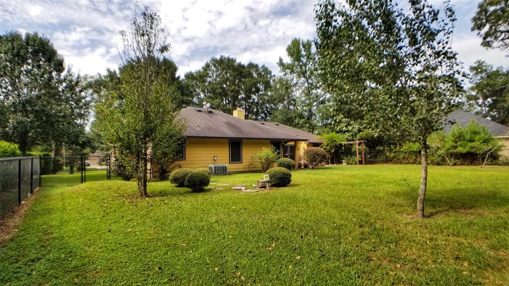 18319 1 Wisp Willow Way, Porter, Texas 77365, 4 Bedrooms Bedrooms, 9 Rooms Rooms,2 BathroomsBathrooms,Single-family,For Sale,Wisp Willow,75796975