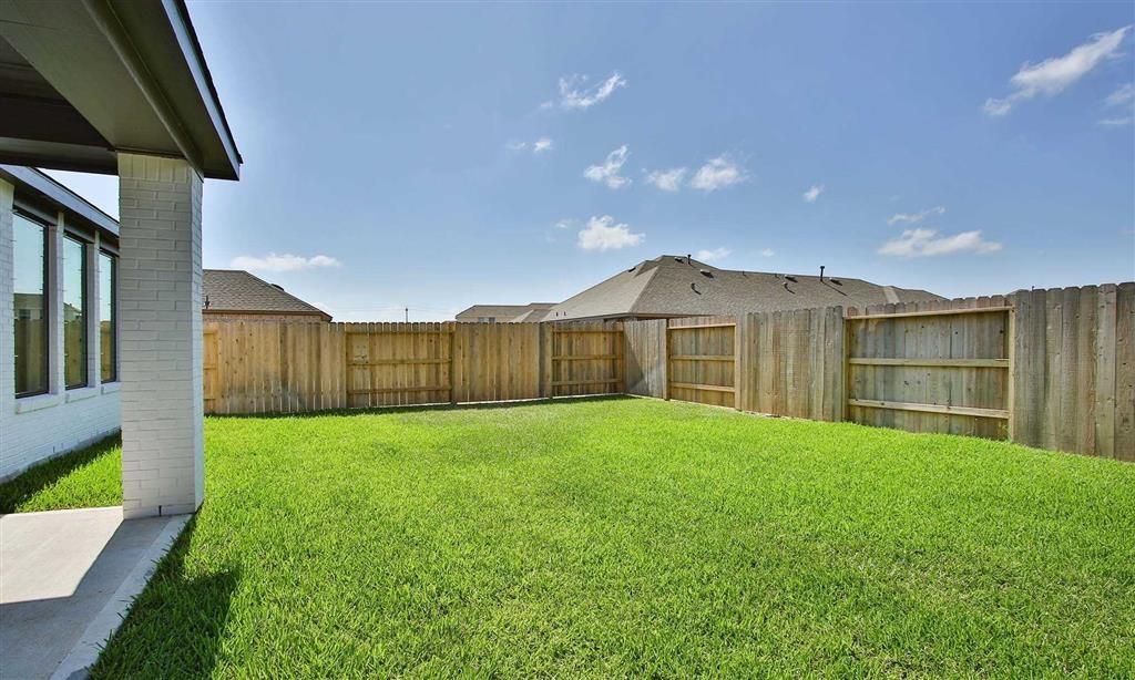 13024 2 Cobalt Cove Court, Texas City, Texas 77568, 4 Bedrooms Bedrooms, 4 Rooms Rooms,3 BathroomsBathrooms,Single-family,For Sale,Cobalt Cove,71371182