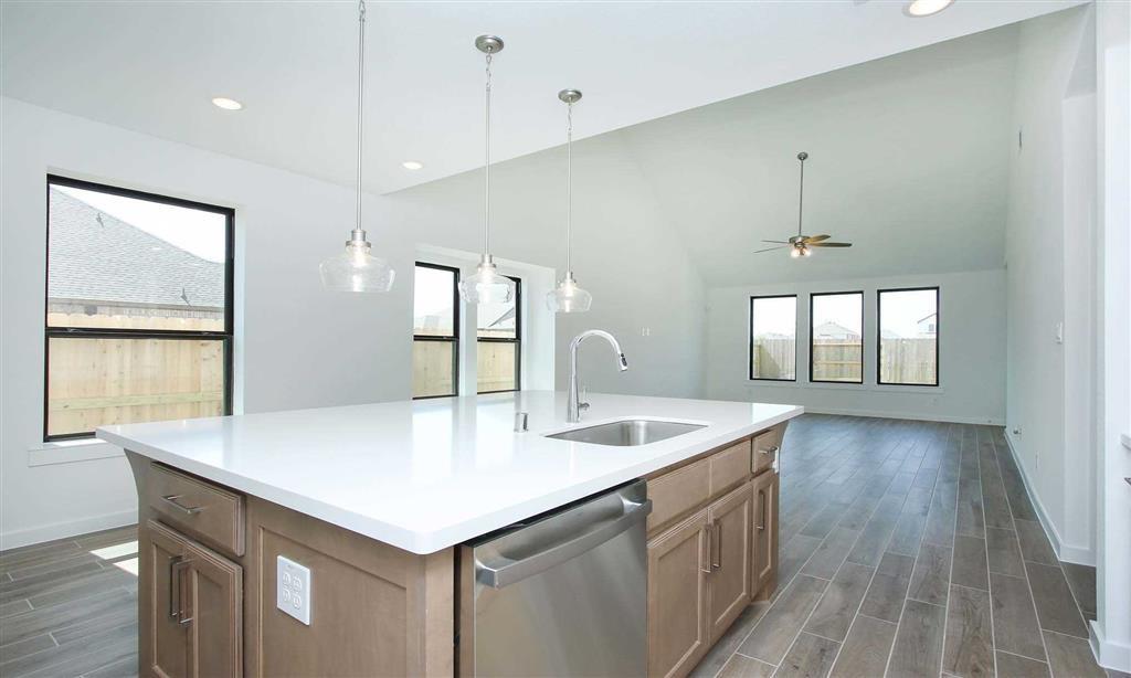13024 2 Cobalt Cove Court, Texas City, Texas 77568, 4 Bedrooms Bedrooms, 4 Rooms Rooms,3 BathroomsBathrooms,Single-family,For Sale,Cobalt Cove,71371182