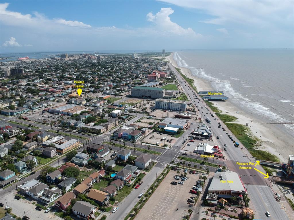 2314 2 Bernardo de Galvez Street, Galveston, Texas 77550, 3 Bedrooms Bedrooms, 8 Rooms Rooms,3 BathroomsBathrooms,Single-family,For Sale,Bernardo de Galvez,23753666