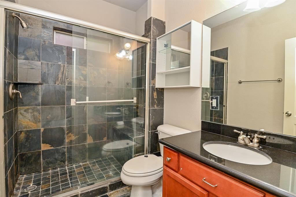 543 3 T C Jester Boulevard, Houston, Texas 77007, 4 Bedrooms Bedrooms, 5 Rooms Rooms,3 BathroomsBathrooms,Single-family,For Sale,T C Jester,56767167