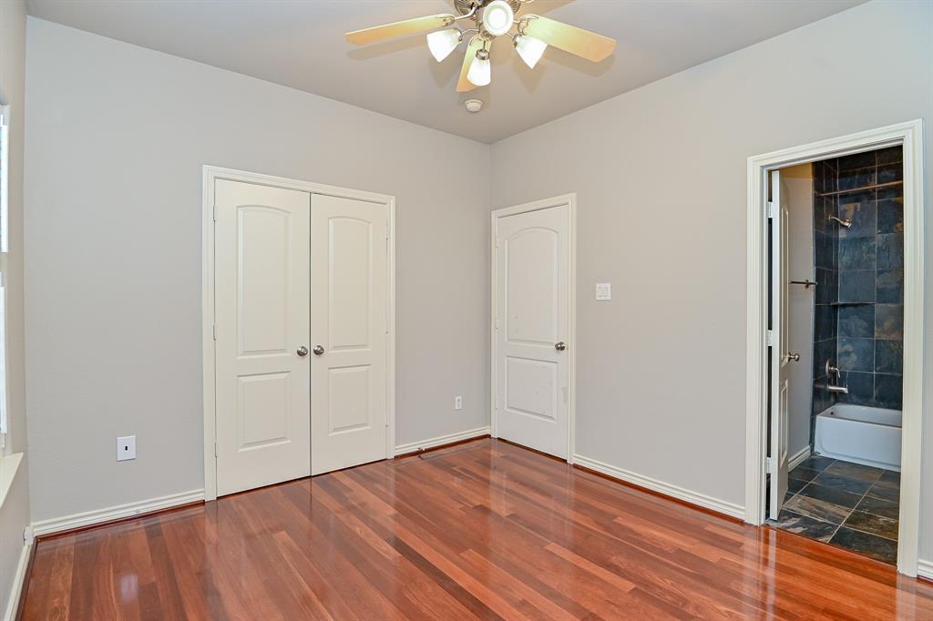 543 3 T C Jester Boulevard, Houston, Texas 77007, 4 Bedrooms Bedrooms, 5 Rooms Rooms,3 BathroomsBathrooms,Single-family,For Sale,T C Jester,56767167