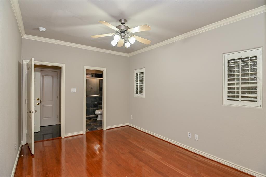 543 3 T C Jester Boulevard, Houston, Texas 77007, 4 Bedrooms Bedrooms, 5 Rooms Rooms,3 BathroomsBathrooms,Single-family,For Sale,T C Jester,56767167
