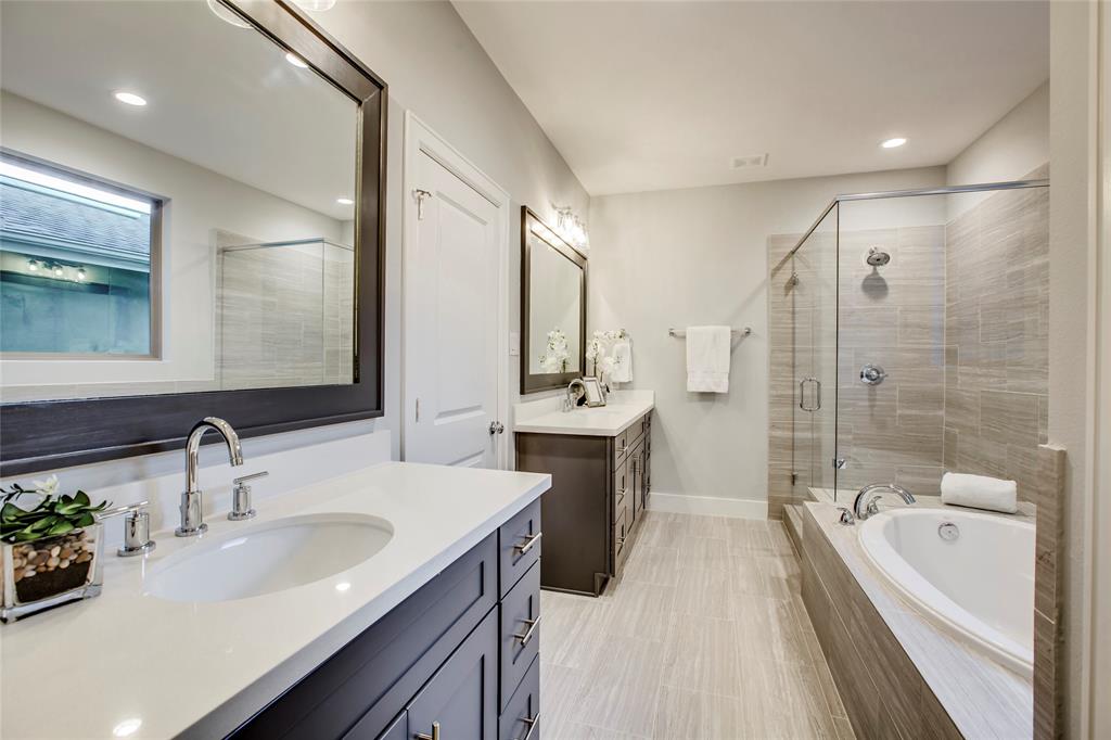 4710 3 MERWIN Street, Houston, Texas 77027, 4 Bedrooms Bedrooms, 14 Rooms Rooms,3 BathroomsBathrooms,Single-family,For Sale,MERWIN,63219680
