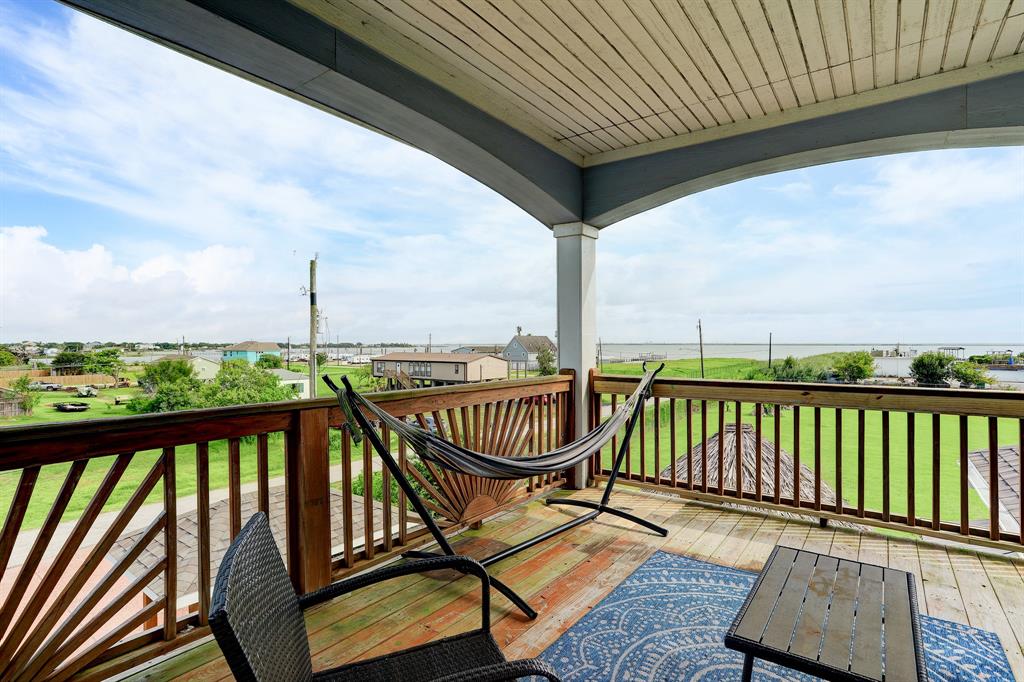 1026 2 21st Street, San Leon, Texas 77539, 3 Bedrooms Bedrooms, 5 Rooms Rooms,2 BathroomsBathrooms,Single-family,For Sale,21st,72500613