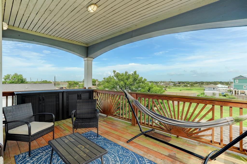 1026 2 21st Street, San Leon, Texas 77539, 3 Bedrooms Bedrooms, 5 Rooms Rooms,2 BathroomsBathrooms,Single-family,For Sale,21st,72500613