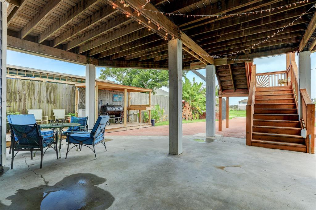 1026 2 21st Street, San Leon, Texas 77539, 3 Bedrooms Bedrooms, 5 Rooms Rooms,2 BathroomsBathrooms,Single-family,For Sale,21st,72500613