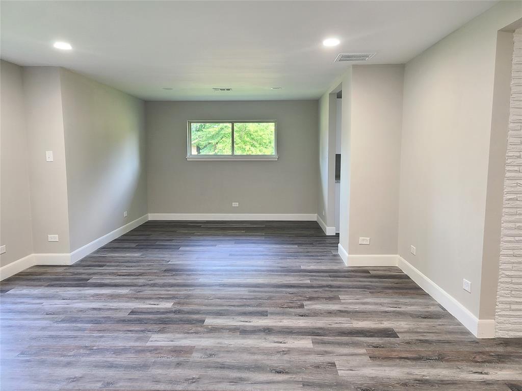 8003 1 Triola Lane, Houston, Texas 77036, 3 Bedrooms Bedrooms, 3 Rooms Rooms,2 BathroomsBathrooms,Single-family,For Sale,Triola,62979417