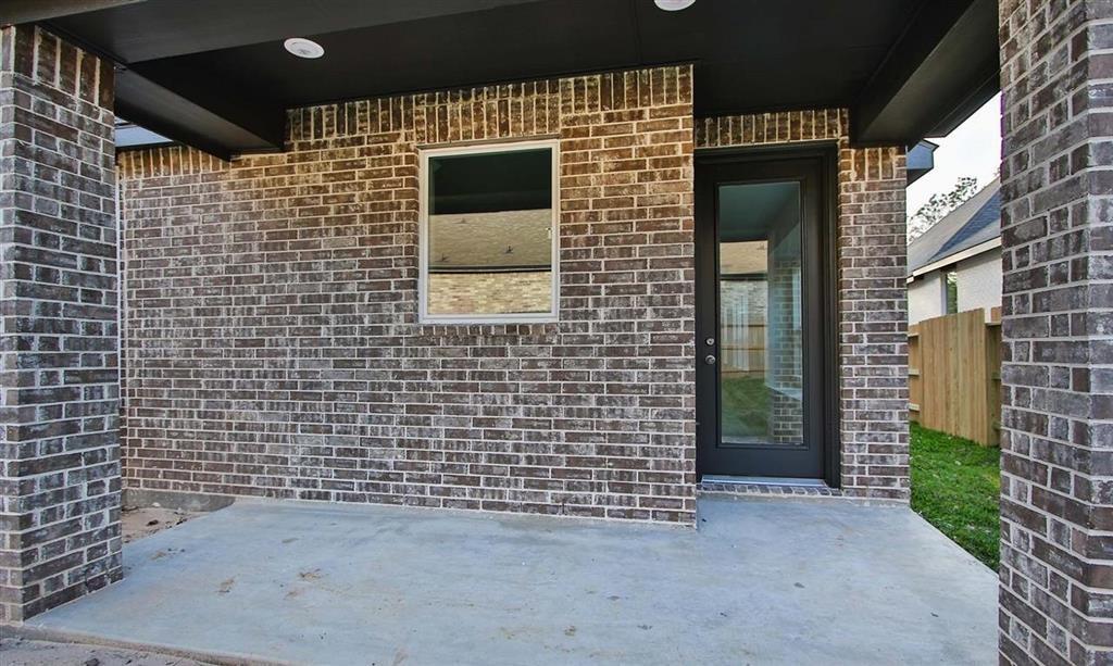 112 2 East Cascade Heights Drive, Montgomery, Texas 77316, 5 Bedrooms Bedrooms, 5 Rooms Rooms,3 BathroomsBathrooms,Single-family,For Sale,East Cascade Heights,55810540
