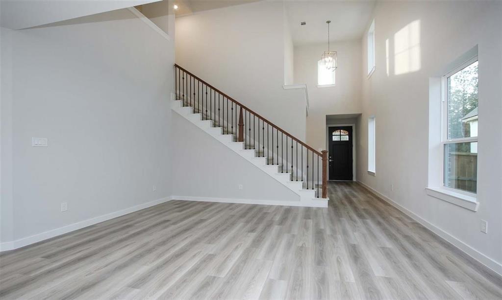 112 2 East Cascade Heights Drive, Montgomery, Texas 77316, 5 Bedrooms Bedrooms, 5 Rooms Rooms,3 BathroomsBathrooms,Single-family,For Sale,East Cascade Heights,55810540