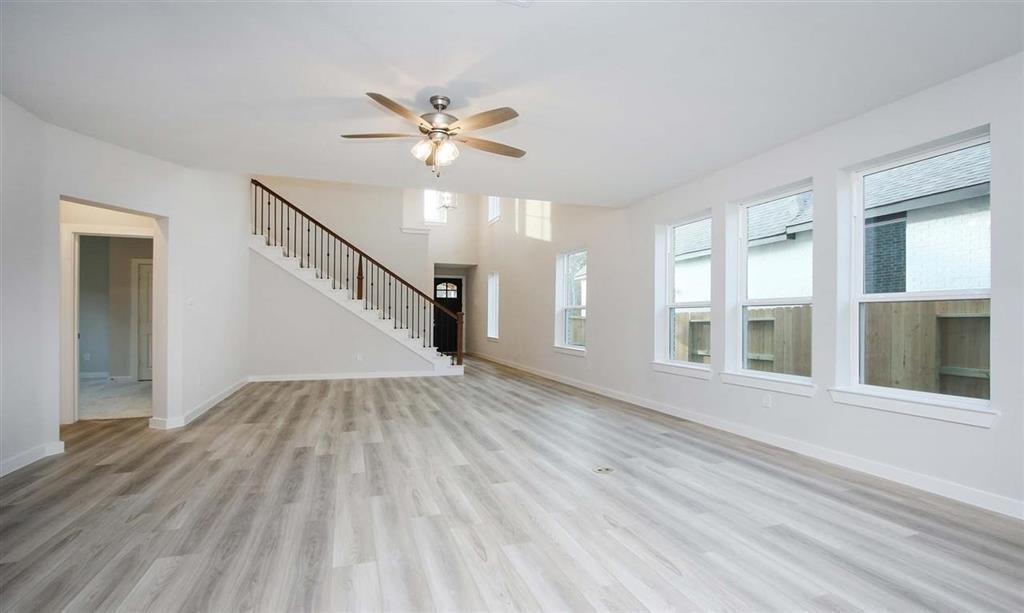 112 2 East Cascade Heights Drive, Montgomery, Texas 77316, 5 Bedrooms Bedrooms, 5 Rooms Rooms,3 BathroomsBathrooms,Single-family,For Sale,East Cascade Heights,55810540