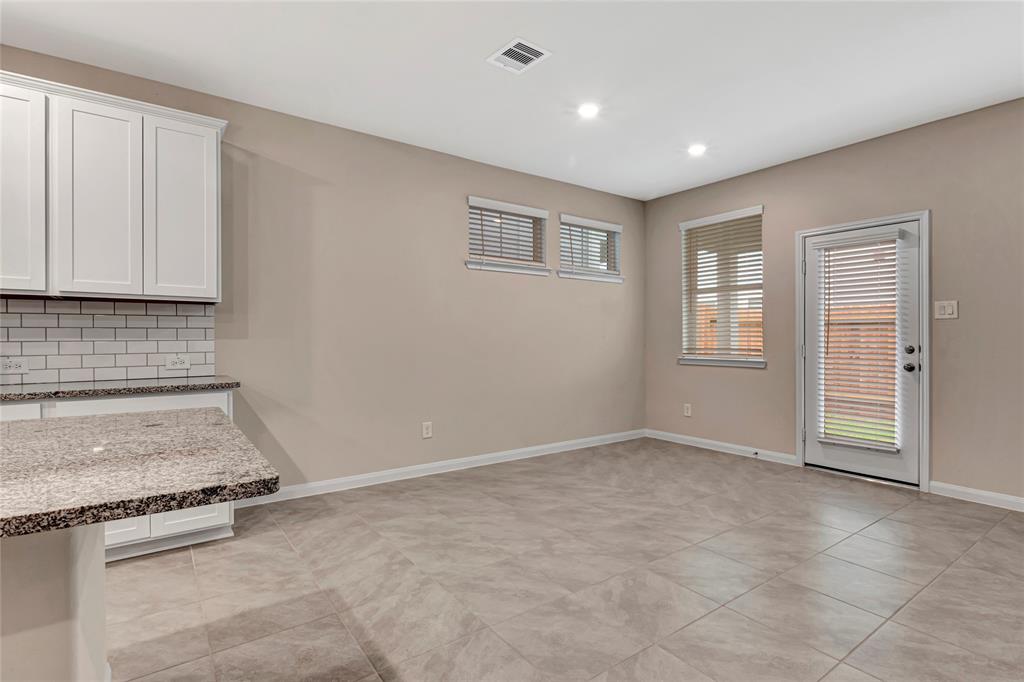 1520 2 Lakeline Oak Drive, Houston, Texas 77084, 2 Bedrooms Bedrooms, 2 Rooms Rooms,2 BathroomsBathrooms,Single-family,For Sale,Lakeline Oak,63370398