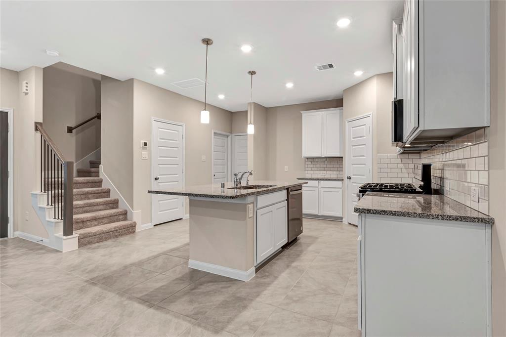 1520 2 Lakeline Oak Drive, Houston, Texas 77084, 2 Bedrooms Bedrooms, 2 Rooms Rooms,2 BathroomsBathrooms,Single-family,For Sale,Lakeline Oak,63370398