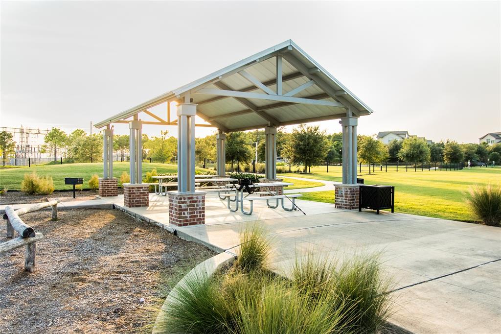 1014 1 Tackett Court, Webster, Texas 77598, 3 Bedrooms Bedrooms, 6 Rooms Rooms,2 BathroomsBathrooms,Single-family,For Sale,Tackett Court,63845718