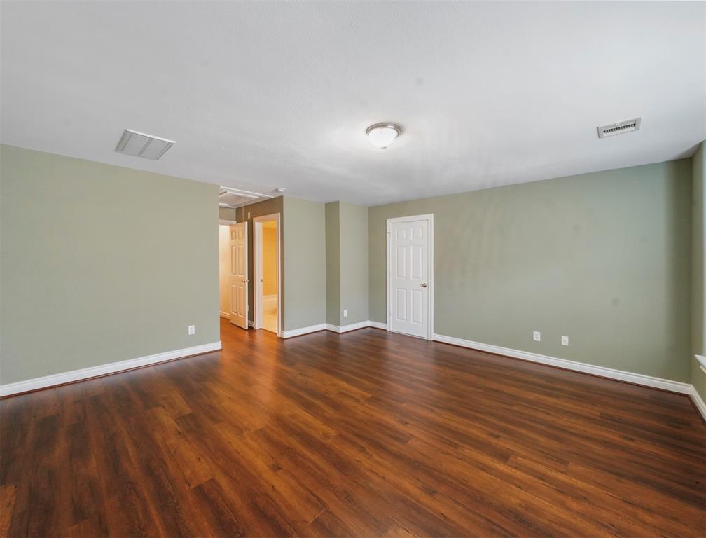 9110 3 Harbor Hills Drive, Houston, Texas 77054, 4 Bedrooms Bedrooms, 4 Rooms Rooms,3 BathroomsBathrooms,Single-family,For Sale,Harbor Hills,86643955
