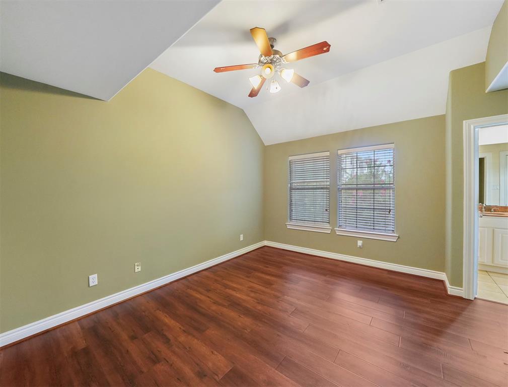 9110 3 Harbor Hills Drive, Houston, Texas 77054, 4 Bedrooms Bedrooms, 4 Rooms Rooms,3 BathroomsBathrooms,Single-family,For Sale,Harbor Hills,86643955
