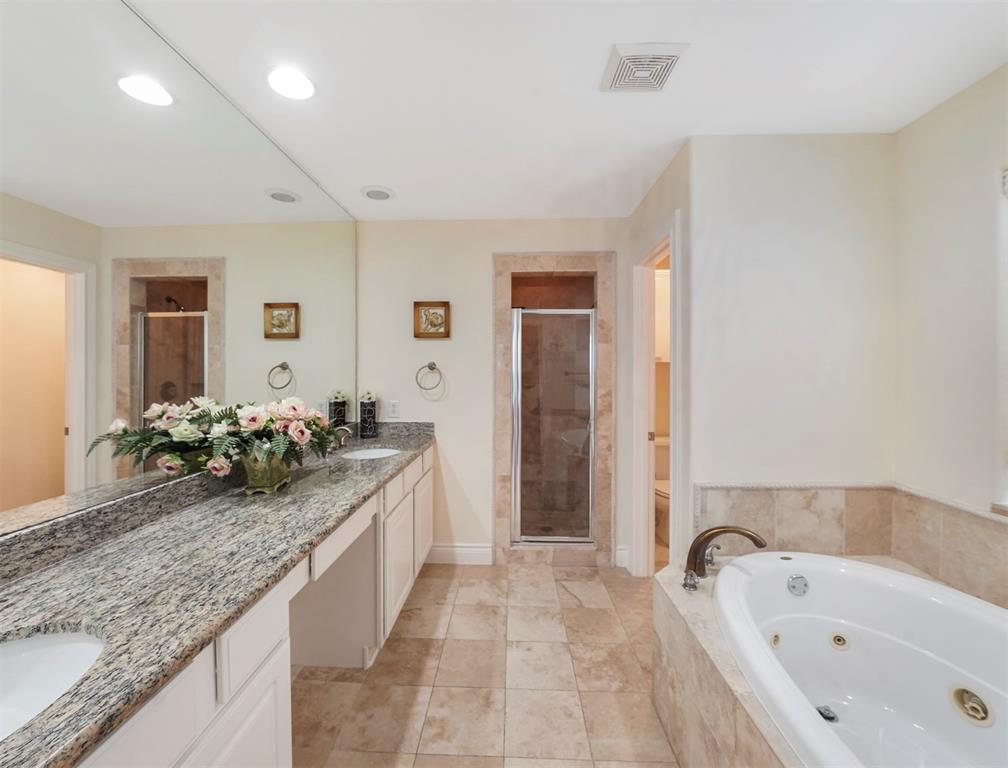 9110 3 Harbor Hills Drive, Houston, Texas 77054, 4 Bedrooms Bedrooms, 4 Rooms Rooms,3 BathroomsBathrooms,Single-family,For Sale,Harbor Hills,86643955