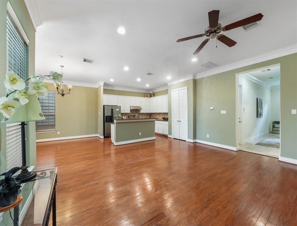 9110 3 Harbor Hills Drive, Houston, Texas 77054, 4 Bedrooms Bedrooms, 4 Rooms Rooms,3 BathroomsBathrooms,Single-family,For Sale,Harbor Hills,86643955