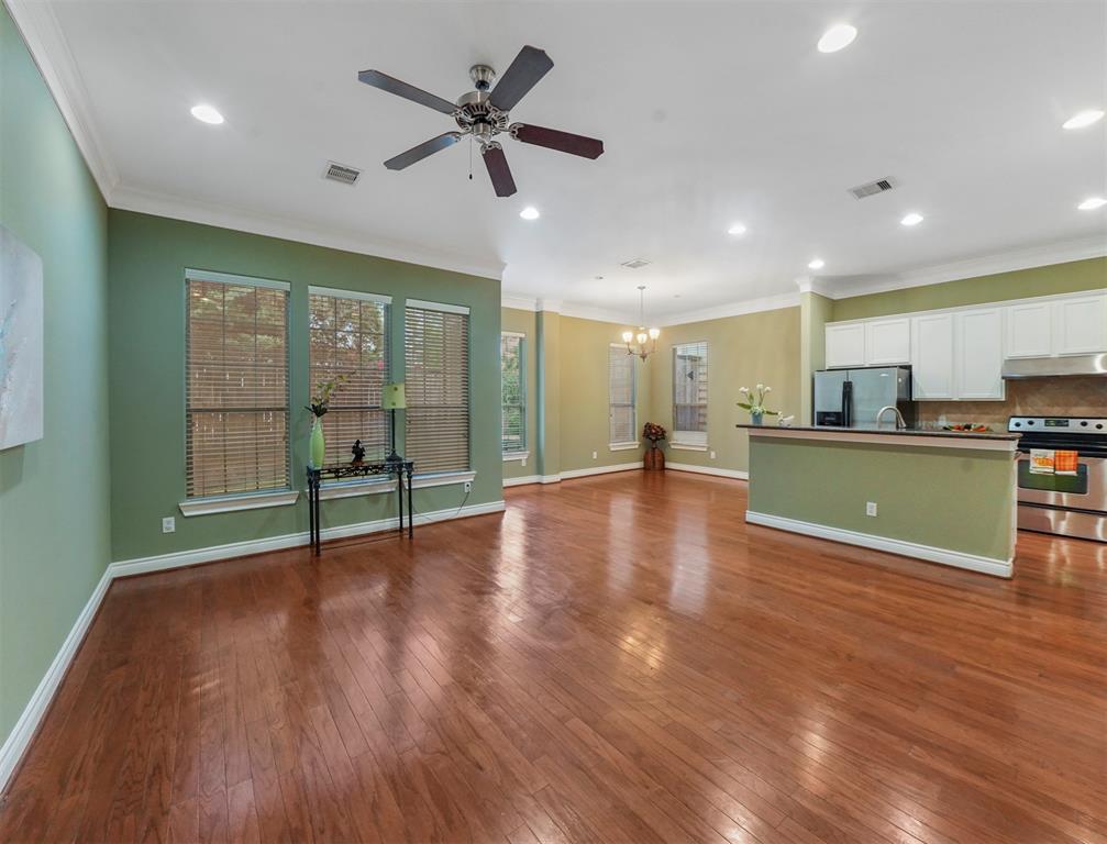 9110 3 Harbor Hills Drive, Houston, Texas 77054, 4 Bedrooms Bedrooms, 4 Rooms Rooms,3 BathroomsBathrooms,Single-family,For Sale,Harbor Hills,86643955