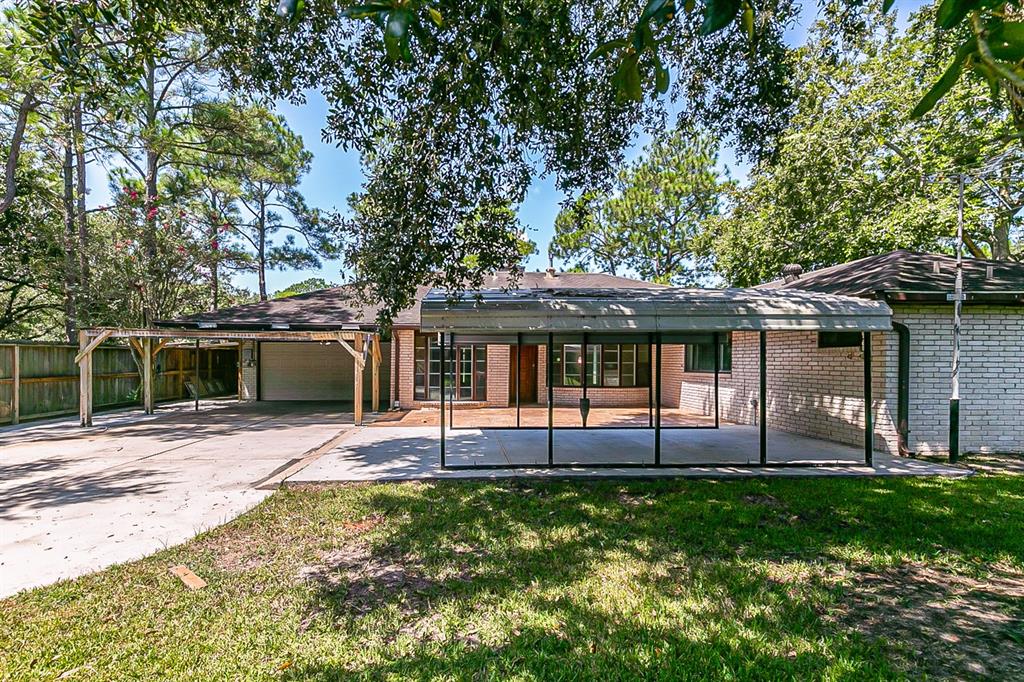 10923 1 Hillcroft Street, Houston, Texas 77096, 3 Bedrooms Bedrooms, 3 Rooms Rooms,2 BathroomsBathrooms,Single-family,For Sale,Hillcroft,20457372