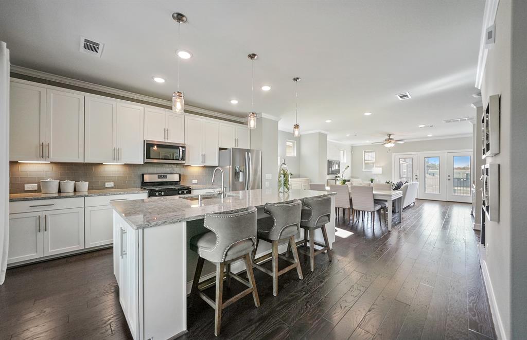 3120 3 Yukon Trace Drive, Houston, Texas 77063, 3 Bedrooms Bedrooms, 5 Rooms Rooms,2 BathroomsBathrooms,Single-family,For Sale,Yukon Trace,80191245