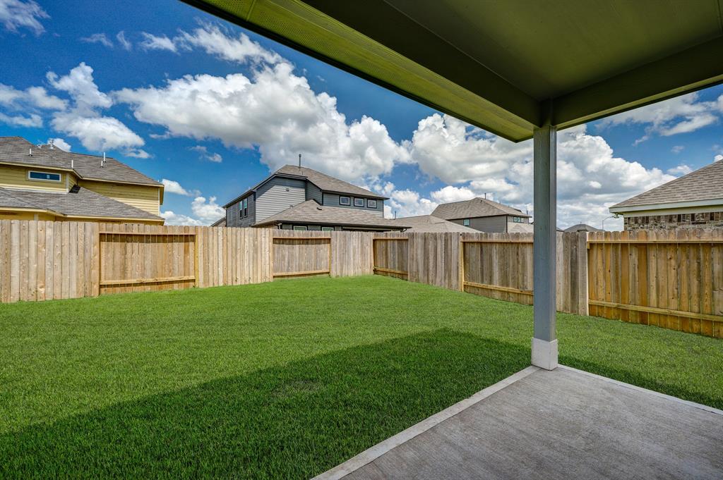 3226 2 Owl Hollow Drive, Rosenberg, Texas 77471, 4 Bedrooms Bedrooms, 15 Rooms Rooms,2 BathroomsBathrooms,Single-family,For Sale,Owl Hollow,70534442