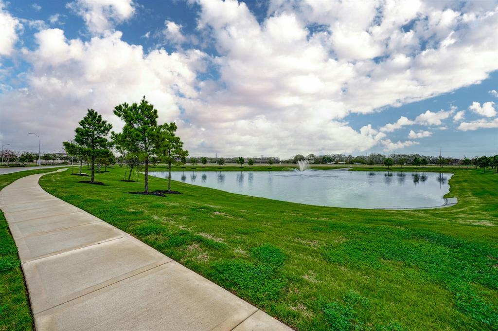 3226 2 Owl Hollow Drive, Rosenberg, Texas 77471, 4 Bedrooms Bedrooms, 15 Rooms Rooms,2 BathroomsBathrooms,Single-family,For Sale,Owl Hollow,70534442