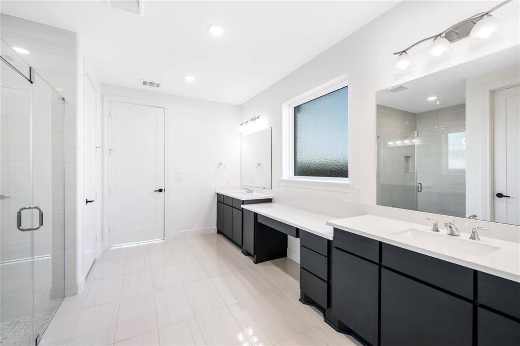 12034 2 Carrillon Forest Drive, Humble, Texas 77346, 4 Bedrooms Bedrooms, 10 Rooms Rooms,5 BathroomsBathrooms,Single-family,For Sale,Carrillon Forest Drive,57833273
