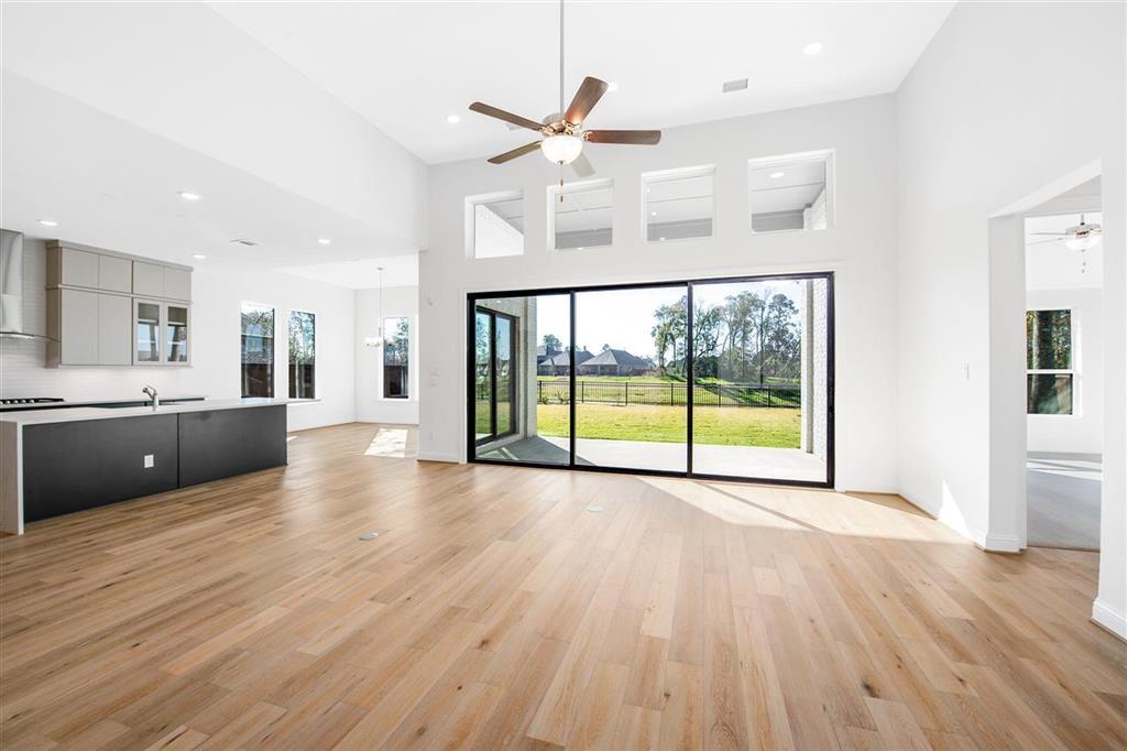 12034 2 Carrillon Forest Drive, Humble, Texas 77346, 4 Bedrooms Bedrooms, 10 Rooms Rooms,5 BathroomsBathrooms,Single-family,For Sale,Carrillon Forest Drive,57833273