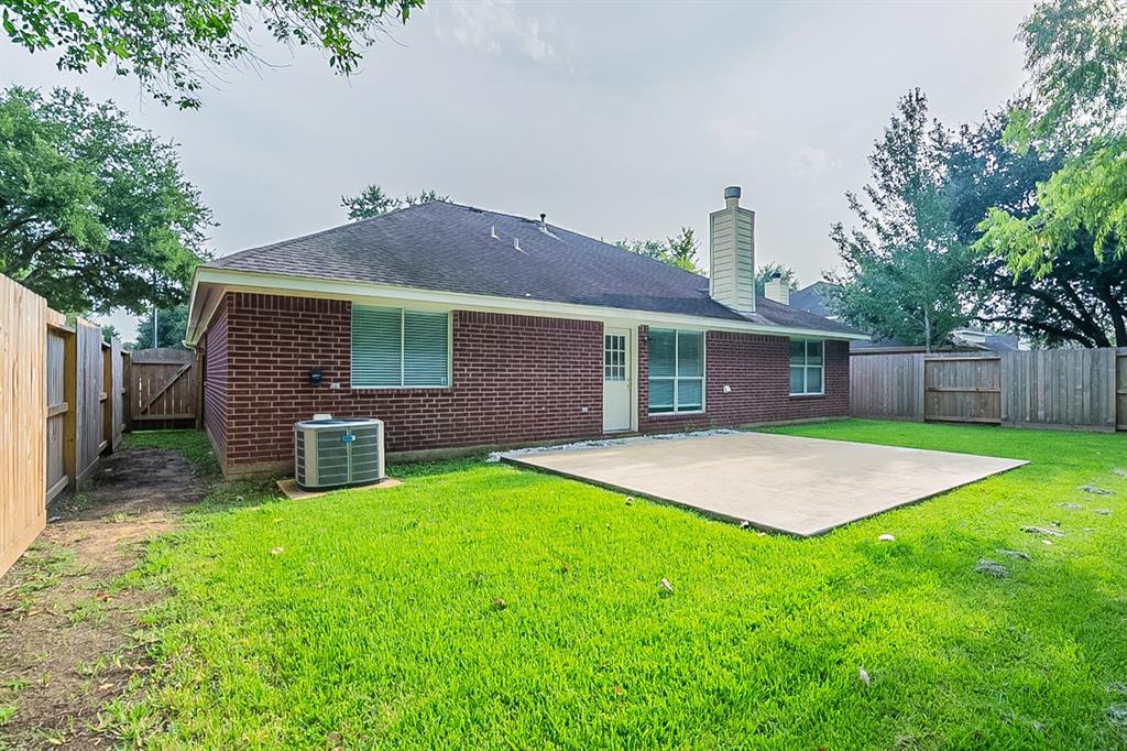 3839 1 Canton Drive, Pearland, Texas 77584, 3 Bedrooms Bedrooms, 3 Rooms Rooms,2 BathroomsBathrooms,Single-family,For Sale,Canton,23298599