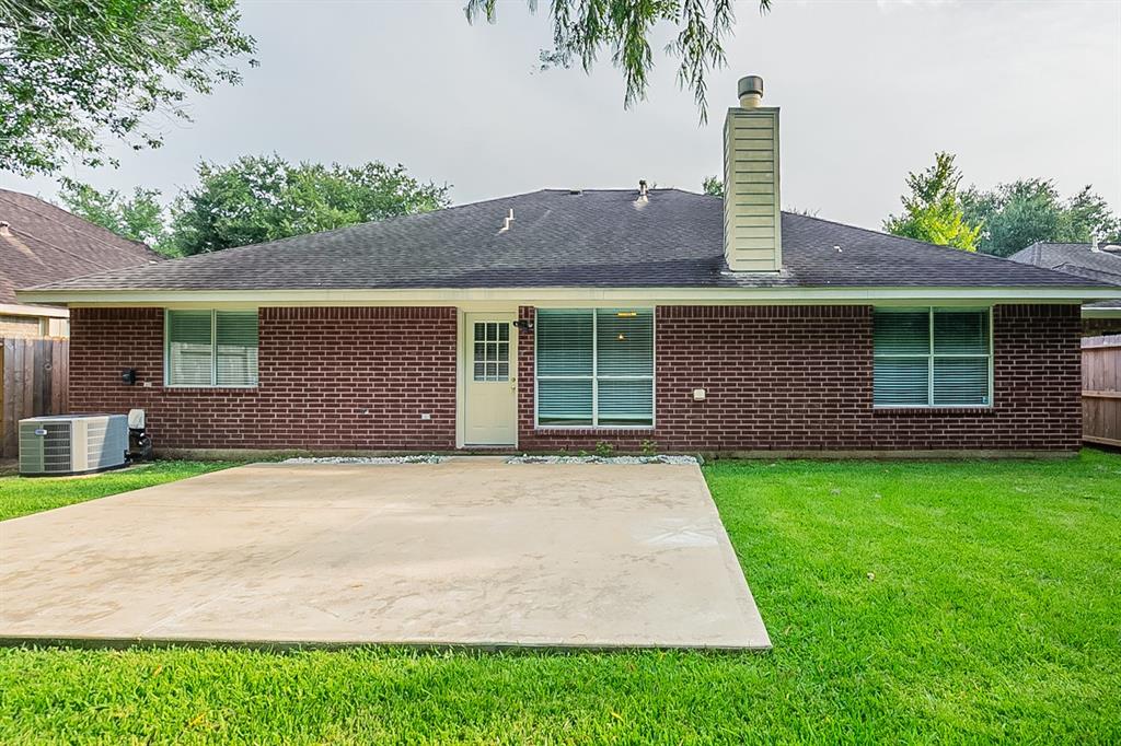 3839 1 Canton Drive, Pearland, Texas 77584, 3 Bedrooms Bedrooms, 3 Rooms Rooms,2 BathroomsBathrooms,Single-family,For Sale,Canton,23298599