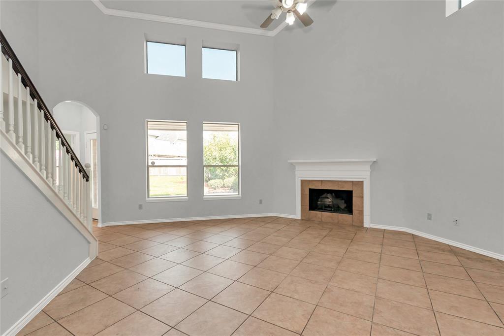 4703 2 Ambrosia Springs Lane, Katy, Texas 77494, 4 Bedrooms Bedrooms, 9 Rooms Rooms,2 BathroomsBathrooms,Single-family,For Sale,Ambrosia Springs,87460672