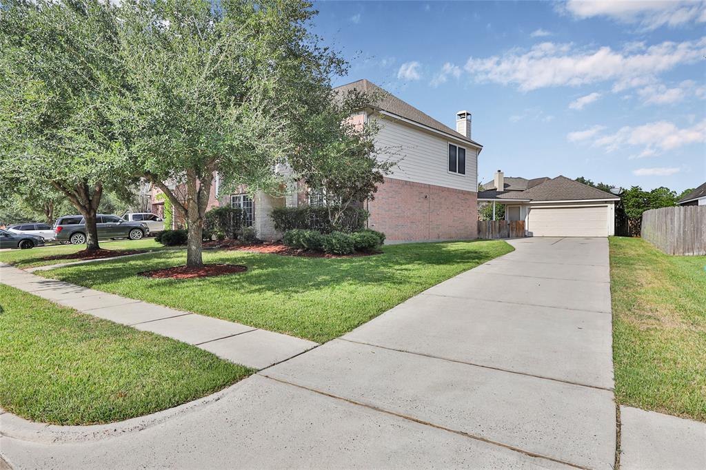 4703 2 Ambrosia Springs Lane, Katy, Texas 77494, 4 Bedrooms Bedrooms, 9 Rooms Rooms,2 BathroomsBathrooms,Single-family,For Sale,Ambrosia Springs,87460672