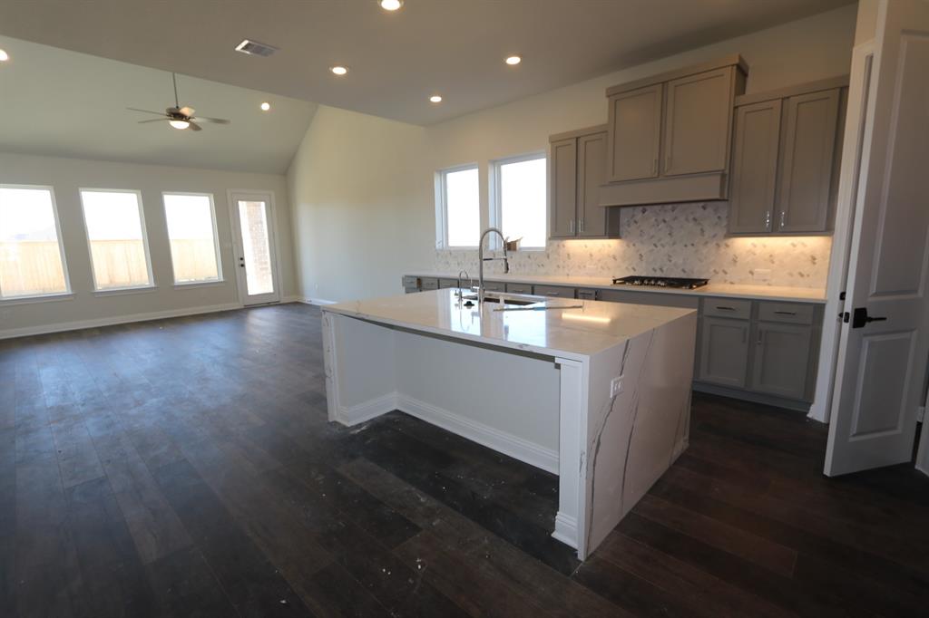 21110 2 Hill Summit Court, Cypress, Texas 77433, 4 Bedrooms Bedrooms, 7 Rooms Rooms,3 BathroomsBathrooms,Single-family,For Sale,Hill Summit,58048767