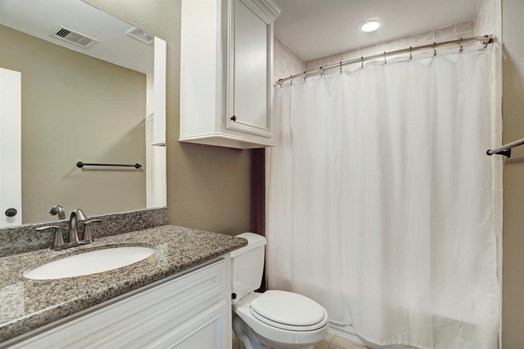 622 2 Appia Drive, Kemah, Texas 77565, 4 Bedrooms Bedrooms, 10 Rooms Rooms,3 BathroomsBathrooms,Single-family,For Sale,Appia,63389011