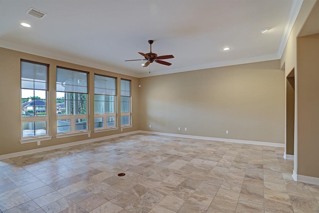 622 2 Appia Drive, Kemah, Texas 77565, 4 Bedrooms Bedrooms, 10 Rooms Rooms,3 BathroomsBathrooms,Single-family,For Sale,Appia,63389011