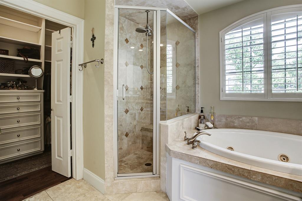 1914 3 Bell Street, Houston, Texas 77019, 3 Bedrooms Bedrooms, 6 Rooms Rooms,3 BathroomsBathrooms,Single-family,For Sale,Bell,79626078
