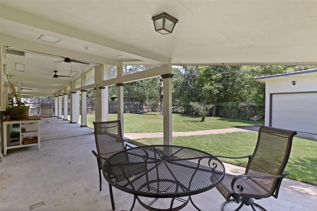 10813 1 Willowisp Drive, Houston, Texas 77035, 3 Bedrooms Bedrooms, 9 Rooms Rooms,2 BathroomsBathrooms,Single-family,For Sale,Willowisp,44702973